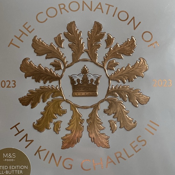 Special Edition English Empty Tin Celebrating Coronation of HM King Charles III - Picture 12 of 12